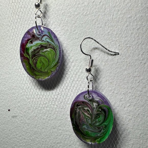 Earrings - Picture 1 of 1
